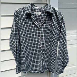 women’s checkered collared button-down shirt